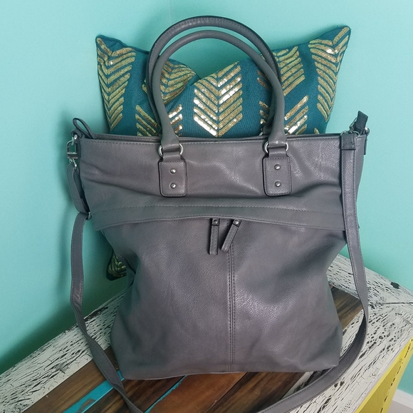 Merona Handbags - Merona large Gray Tote handbag